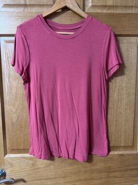 Maurices Short-Sleeve Crew Tee in Rose